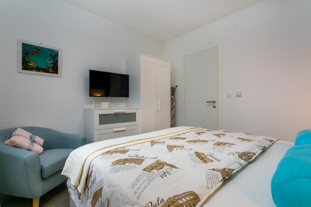 2A Partment Rukavina Apartman Njivice Kültér fotó