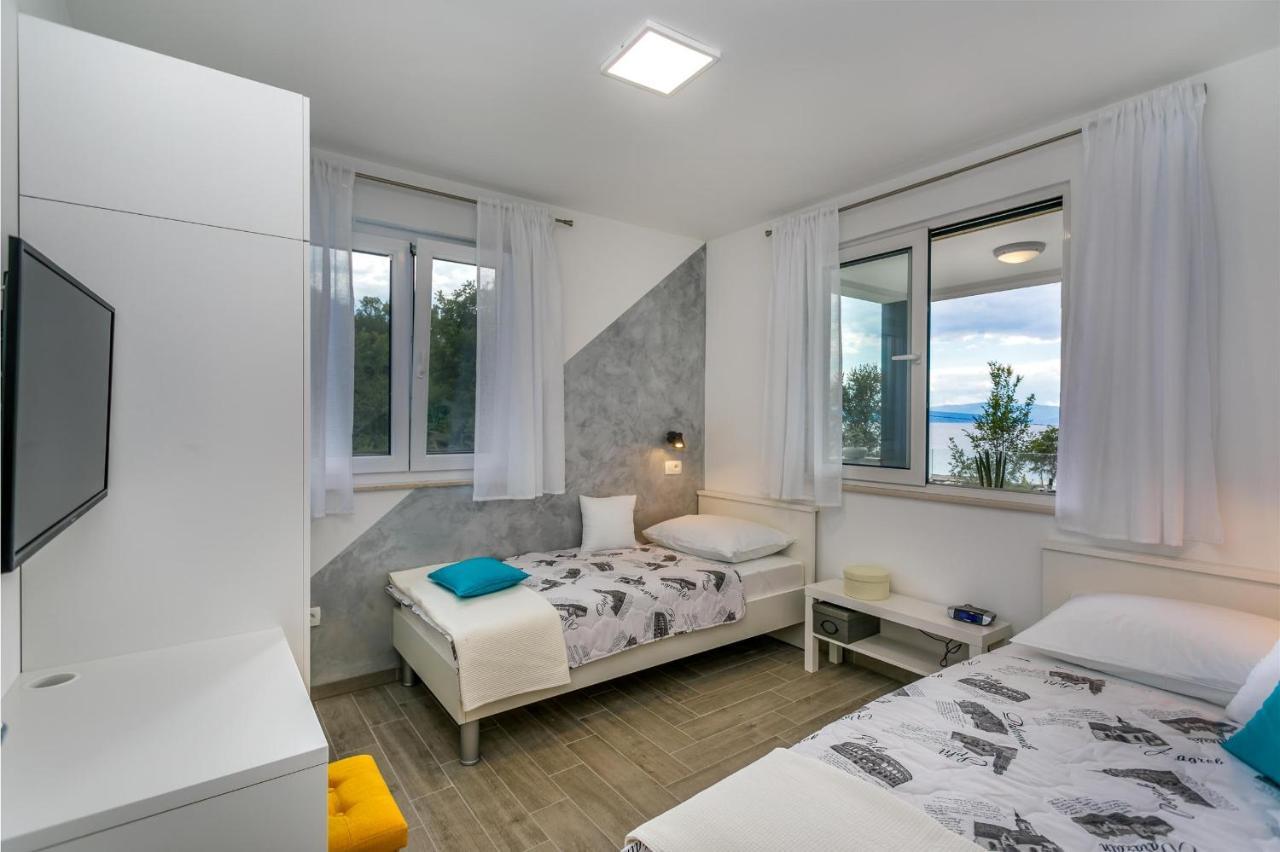 2A Partment Rukavina Apartman Njivice Kültér fotó